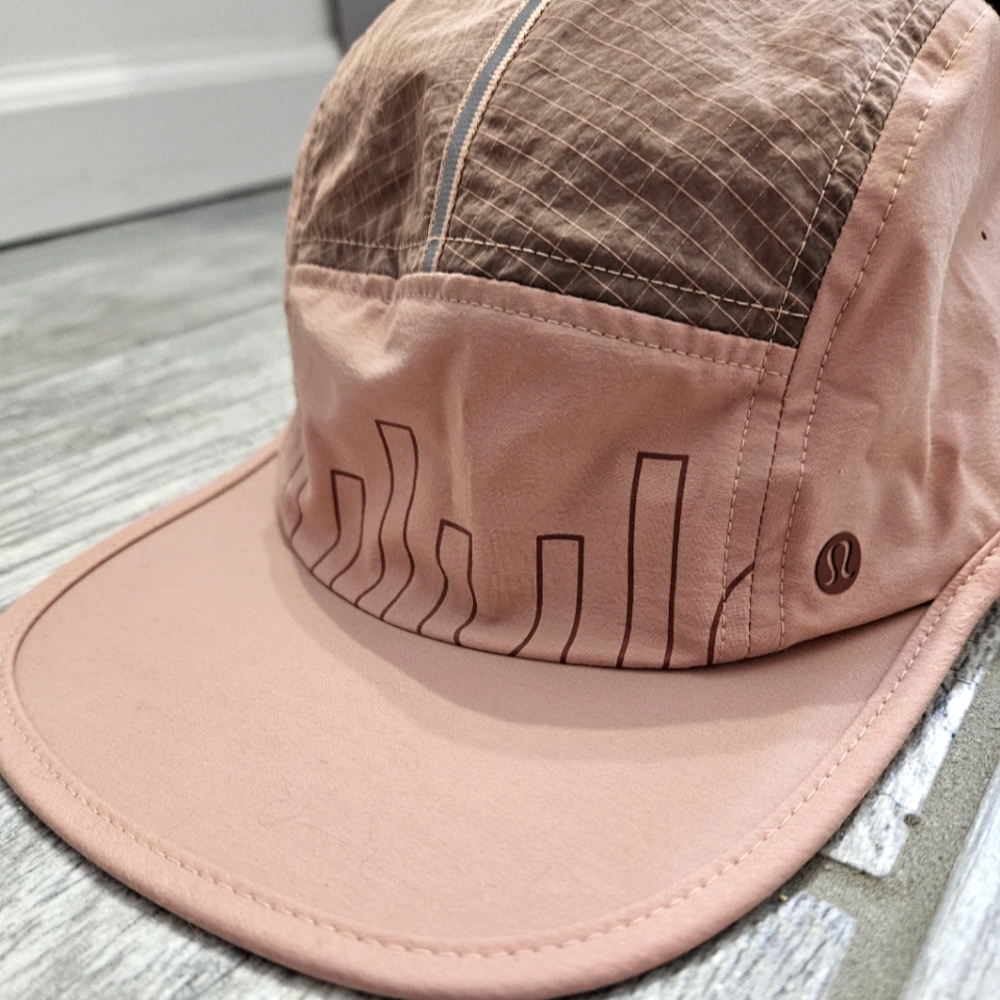 Unisex Lululemon drawcord hiking hat